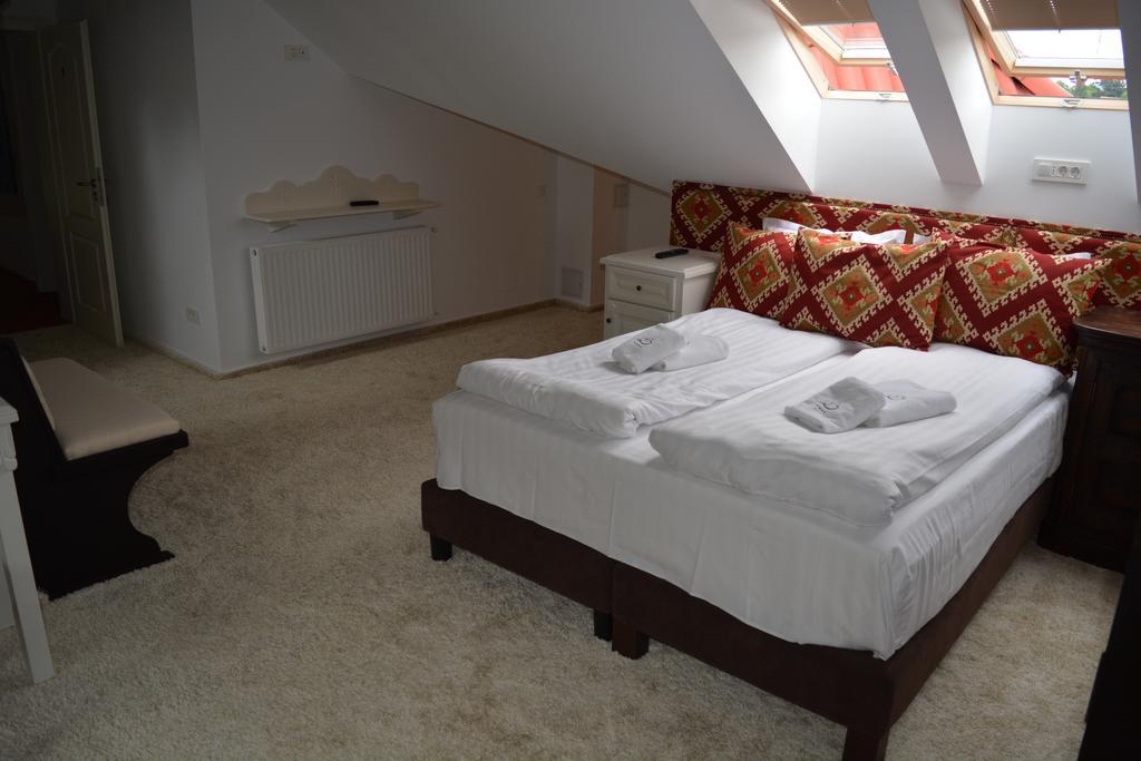 Gasthof Conacul Bratescu 4*